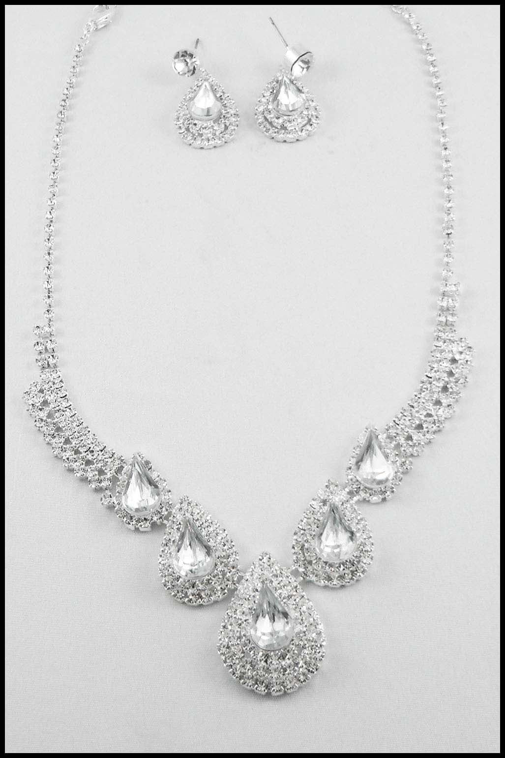 Teardrop Rhinestone Evening Wear Necklace Set
