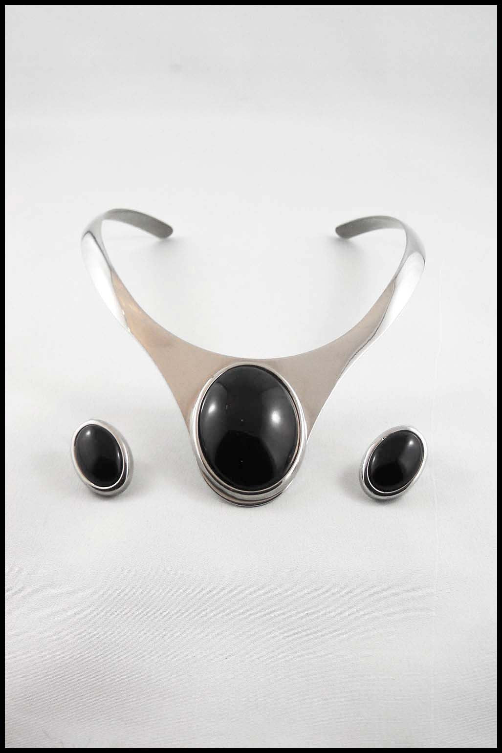 Statement Stone Collar Jewellery Set