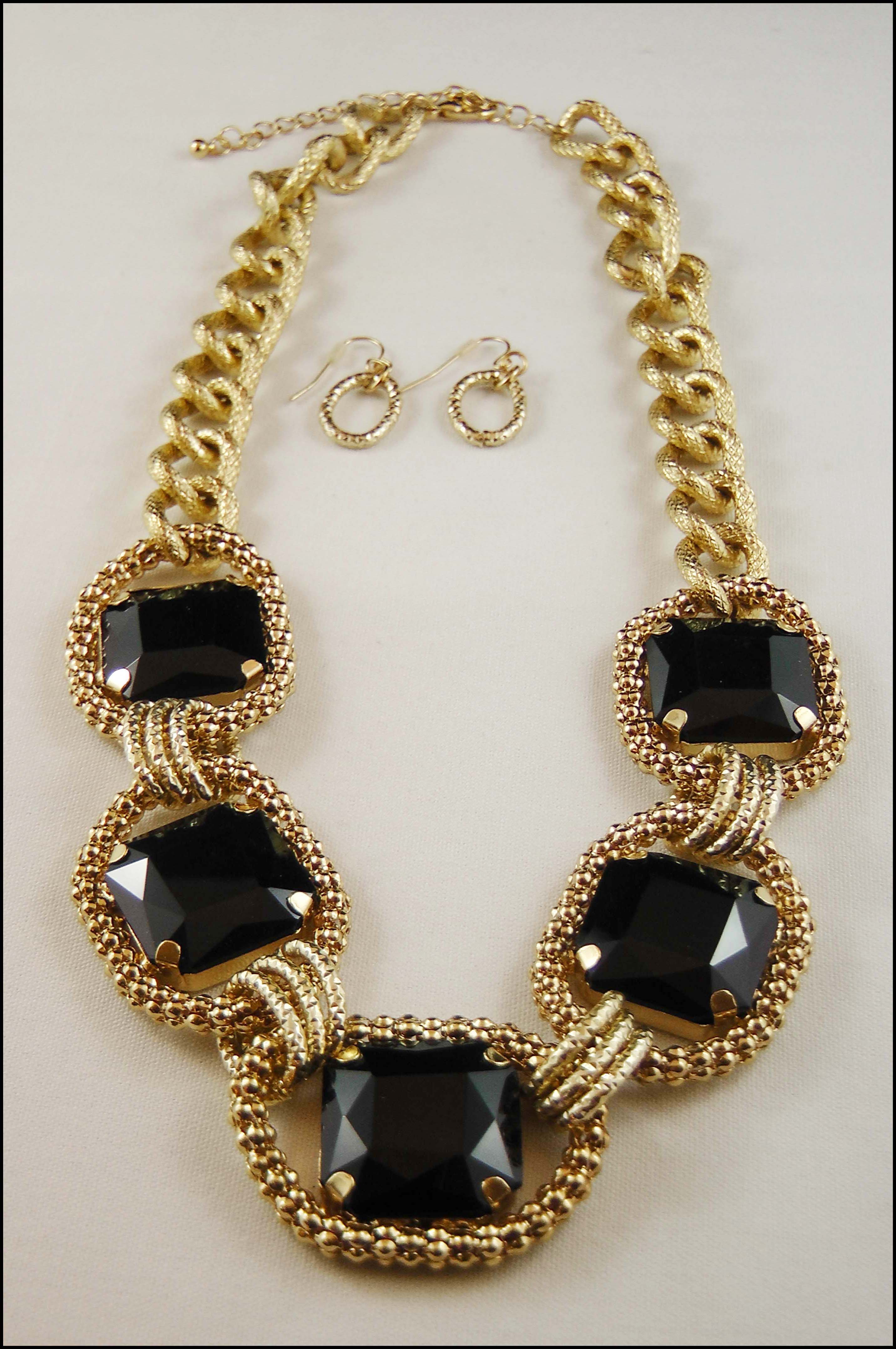 Square Crystal Chain Necklace Set