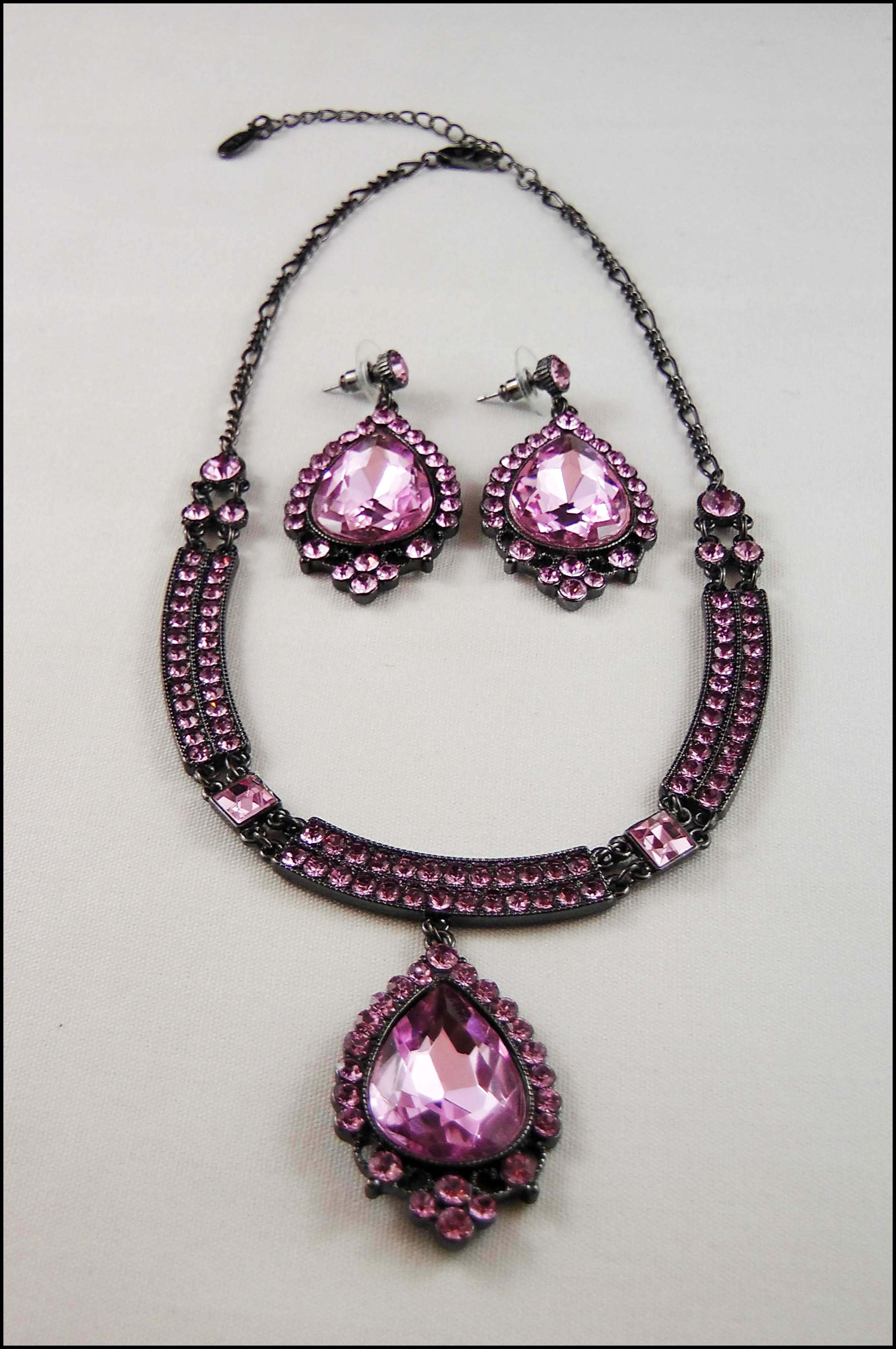 Teardrop Crystal Pendant Necklace Set