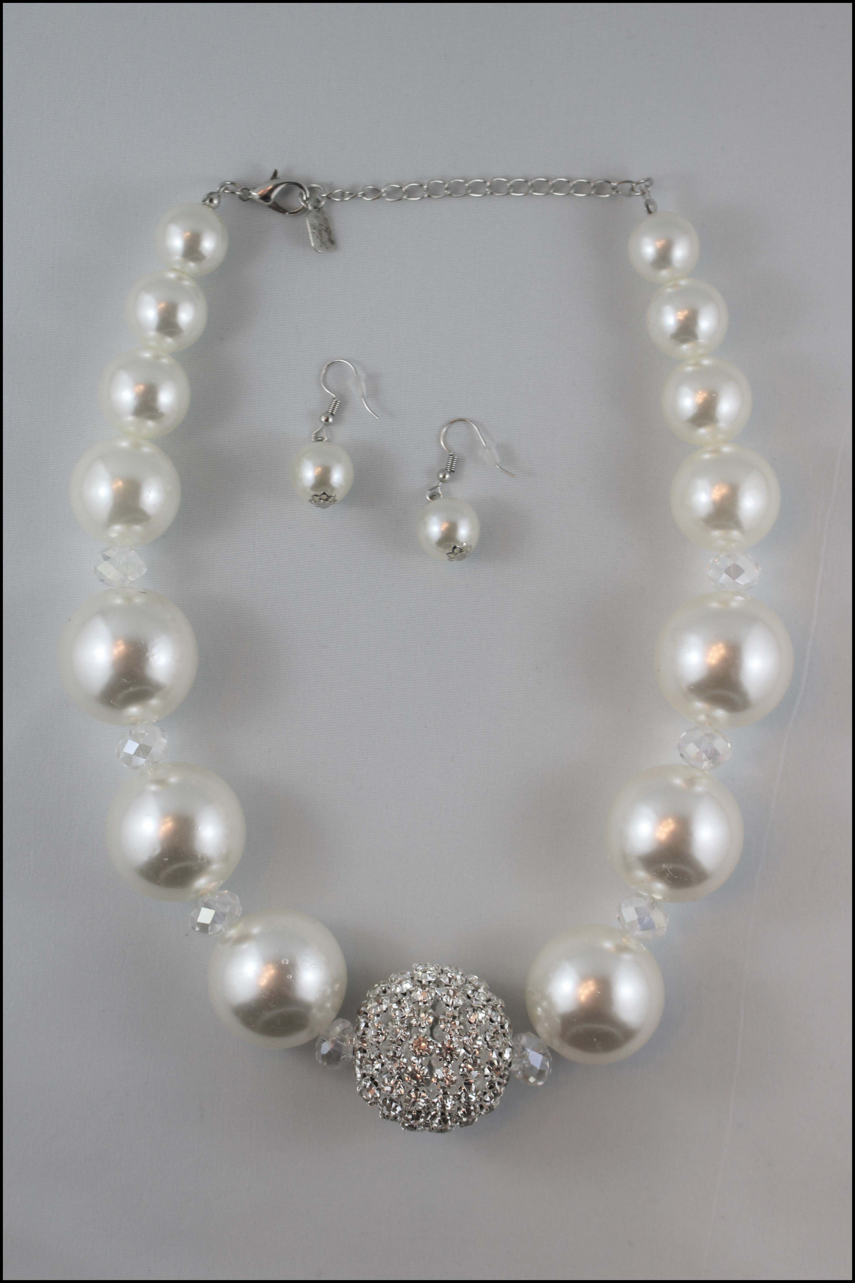 Rhinestone Statement Pearl Necklace Set