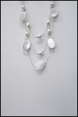 Off-white Imitation Pearl Bead Necklace