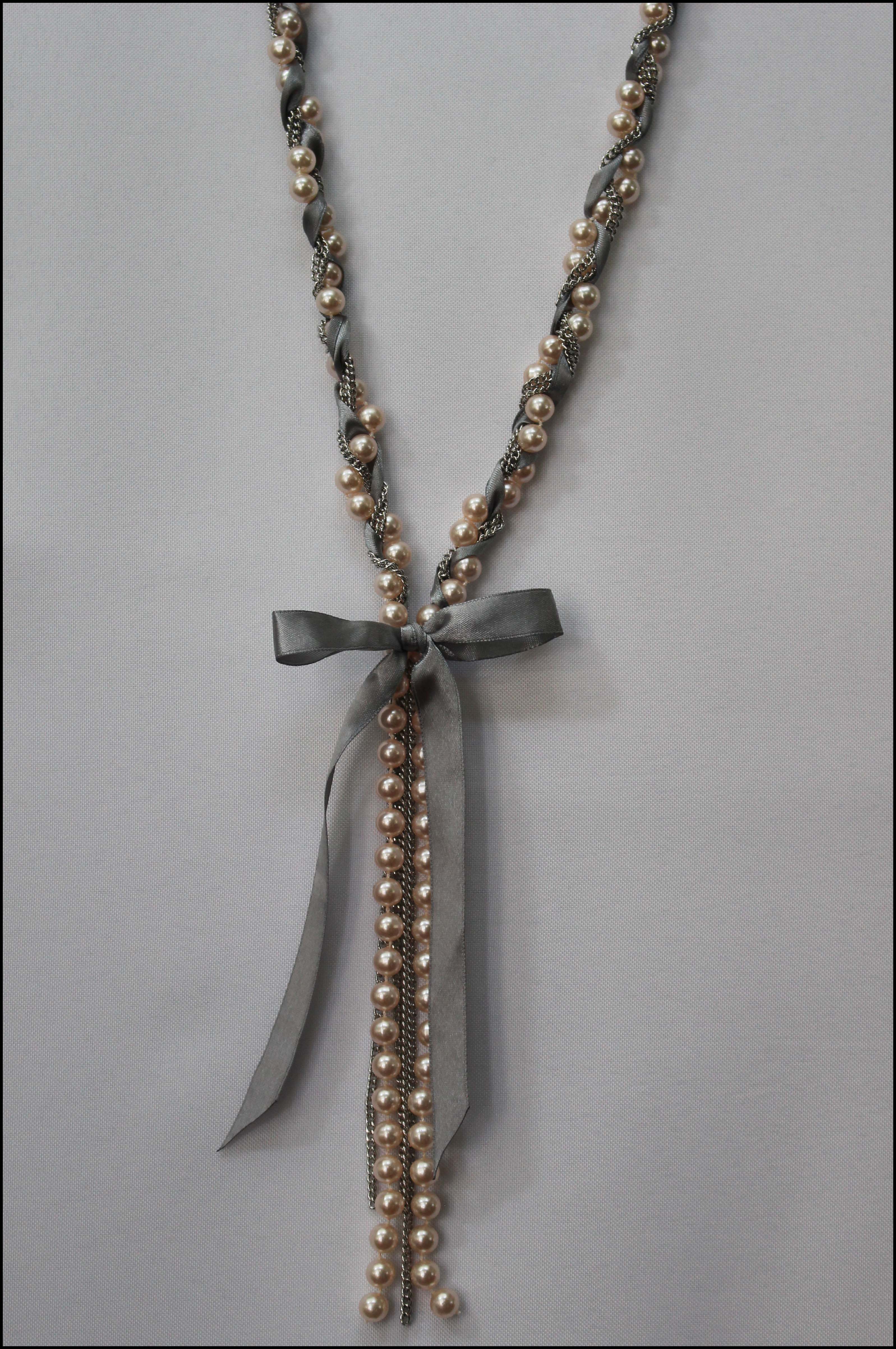 Imitation Pearl and Ribbon Bow Necklace