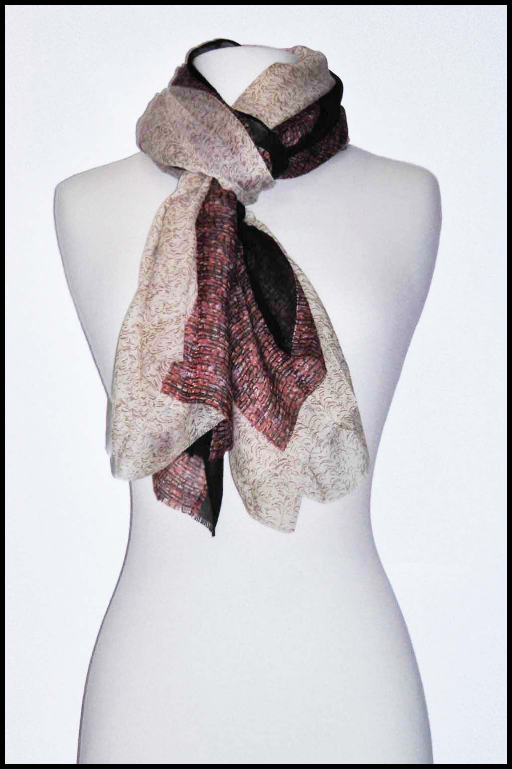 Two-tone Jacquard Print Scarf with Fringed Ends