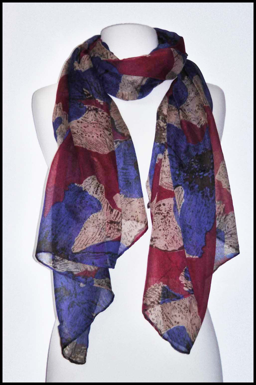 Ultra-soft Grand Floral Patterned Scarf