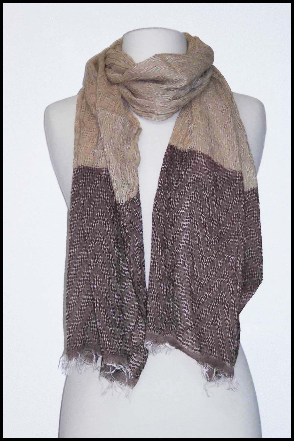 Soft Two-tone Scarf with Alternating Panels